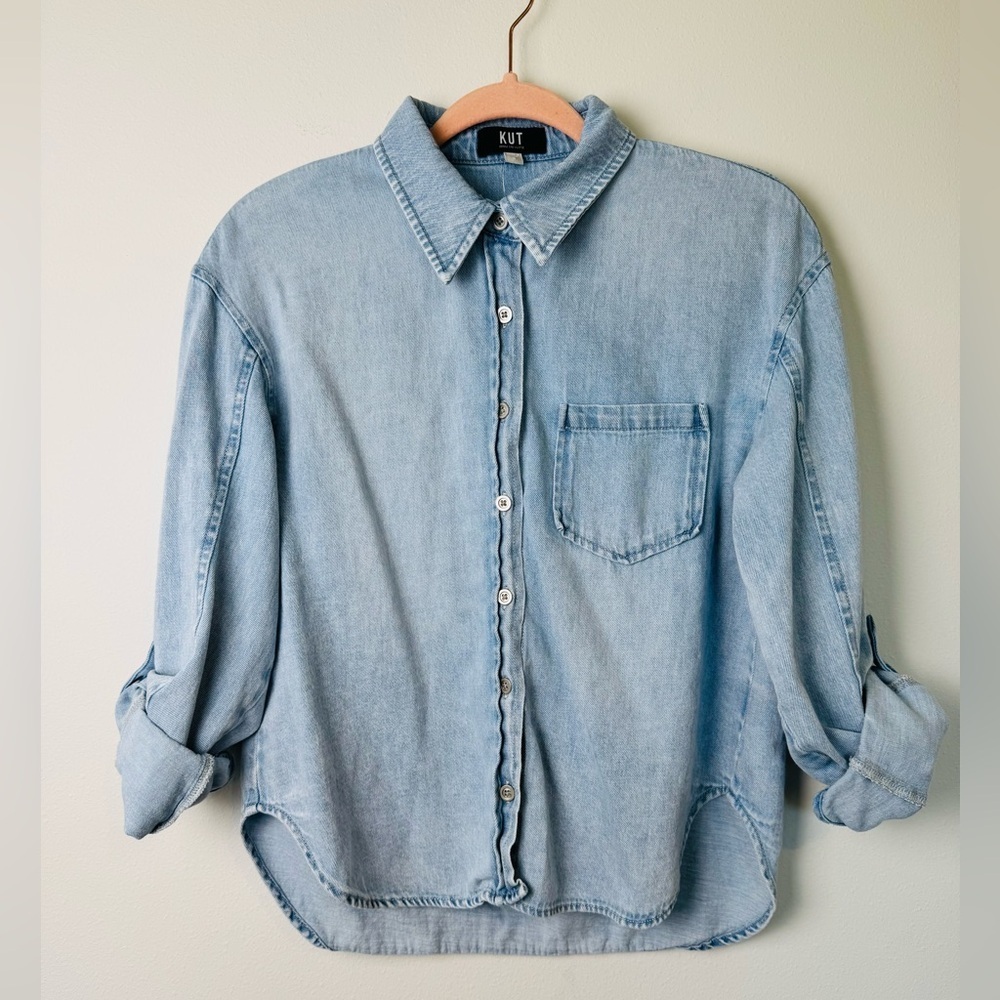 Kut from the Kloth Linen Blend Long Sleeve Button Up Top - Picture 2 of 10